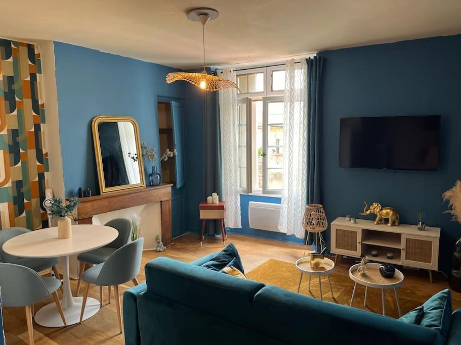 Apartament *Le Blue Rock* T2 Centre Historique De Bergerac Zewnętrze zdjęcie
