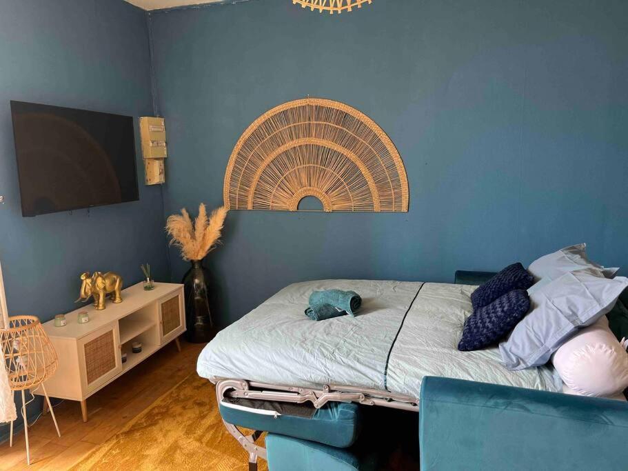 Apartament *Le Blue Rock* T2 Centre Historique De Bergerac Zewnętrze zdjęcie