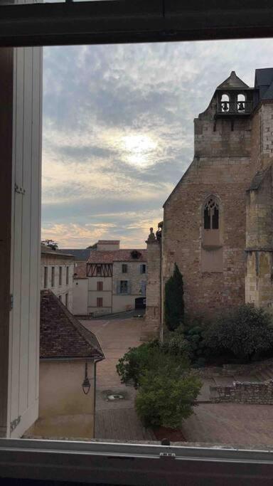 Apartament *Le Blue Rock* T2 Centre Historique De Bergerac Zewnętrze zdjęcie